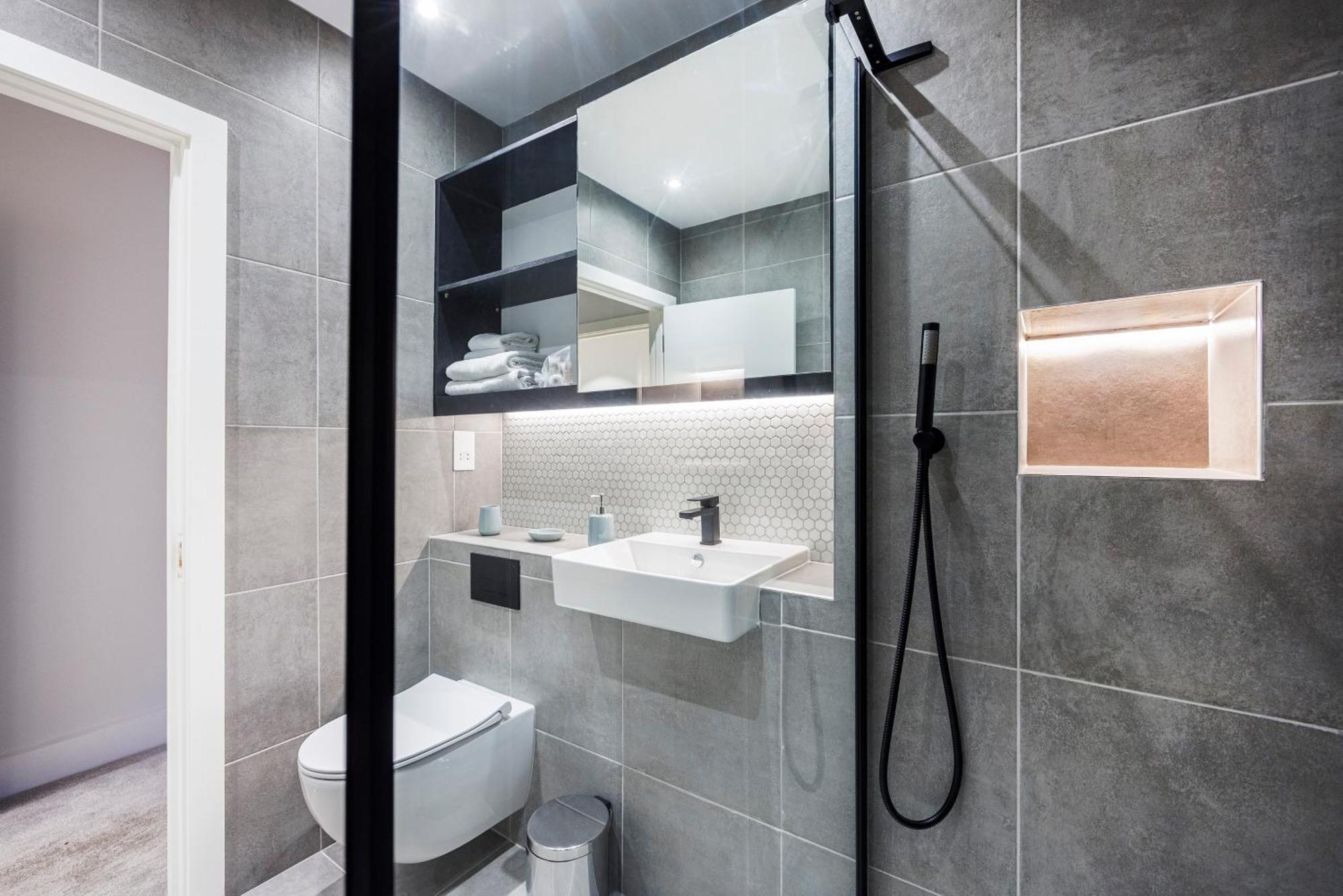 Luxury Spacious 2 Bed Apartment, London - Sk Eksteriør bilde