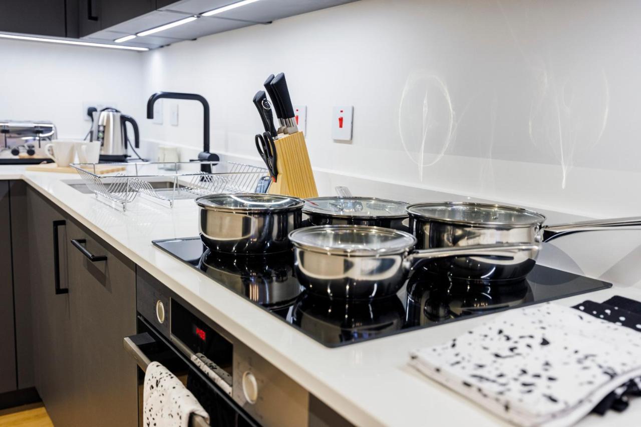 Luxury Spacious 2 Bed Apartment, London - Sk Eksteriør bilde